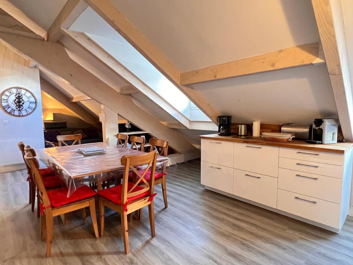 Place De La Mairie T2 Type Loft 70M2 Terrasse 35M2 Cauterets Exterior photo